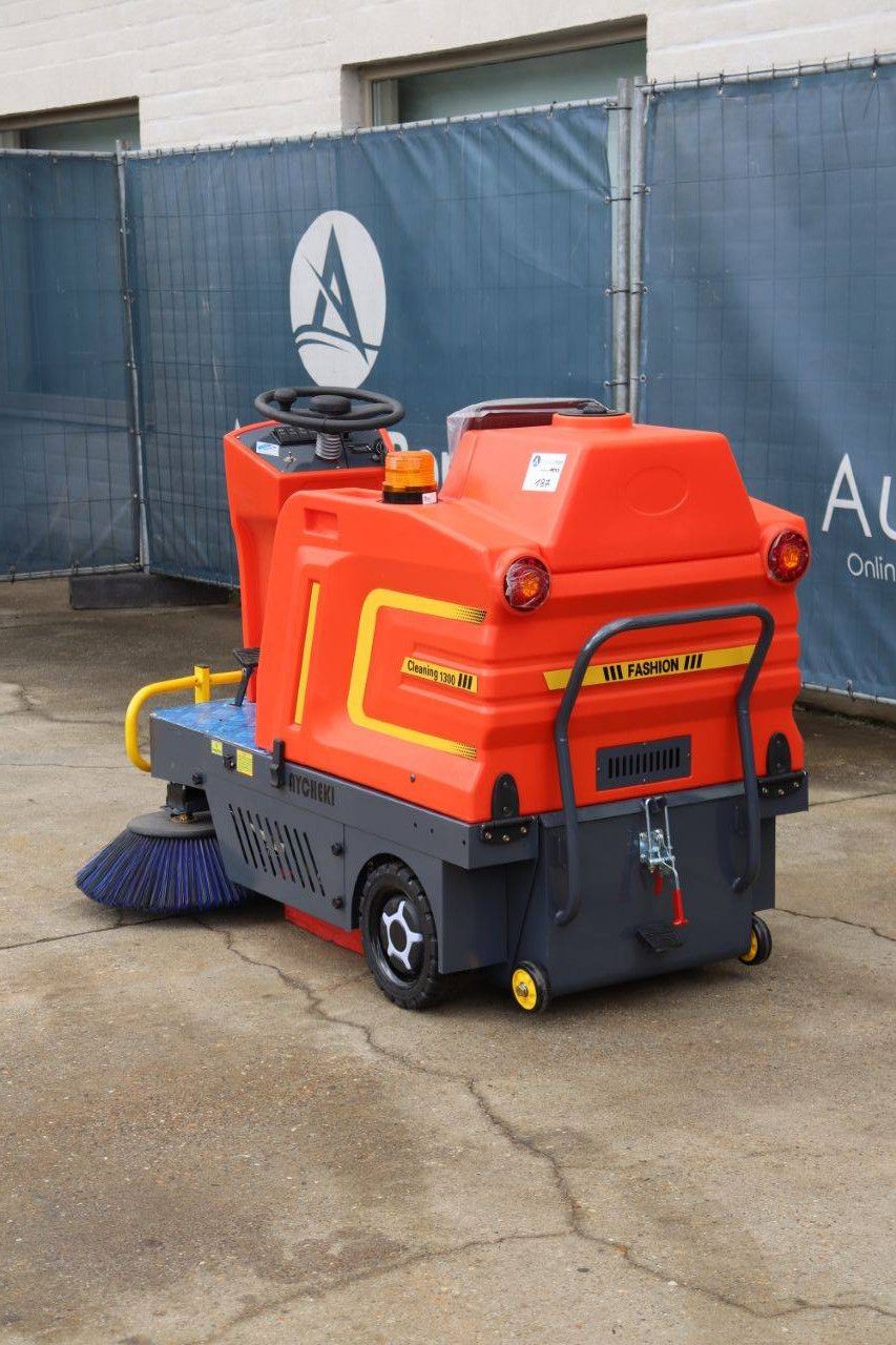 Sweeper Nycheki Cleaning 1300 III Electric
