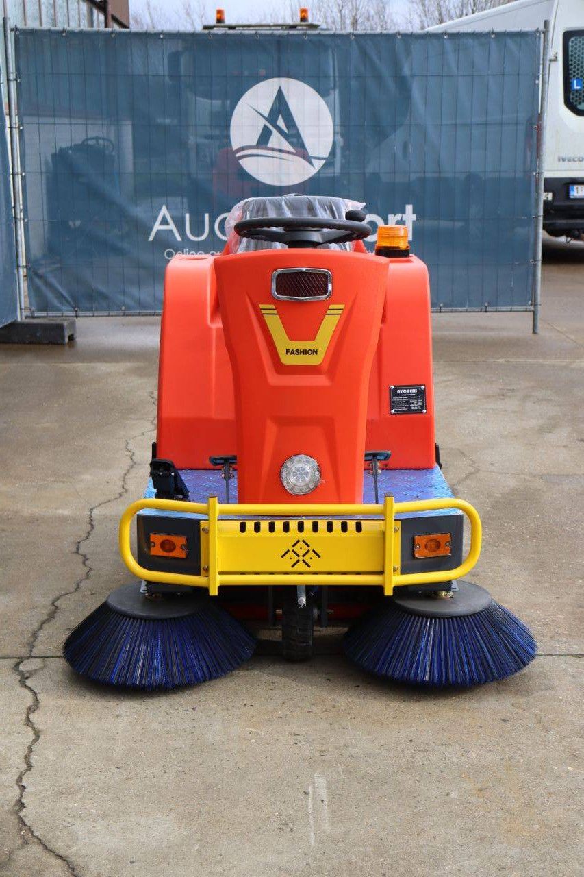 Sweeper Nycheki Cleaning 1300 III Electric