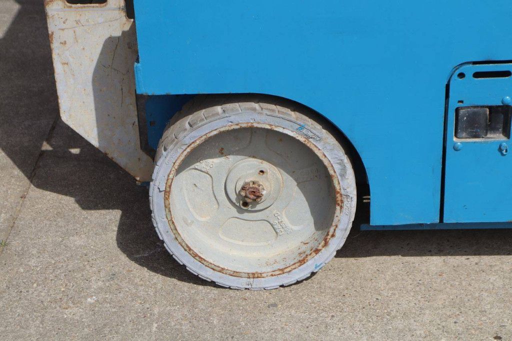 Scherenbühne Genie GS-2032 Electric 8m 2008