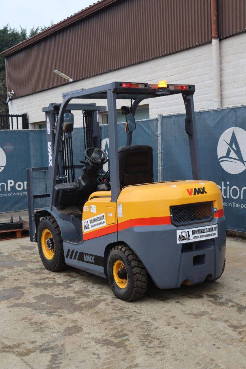 Forklift VMAX CPD25 Diesel 2500kg 3.0m 2023 New