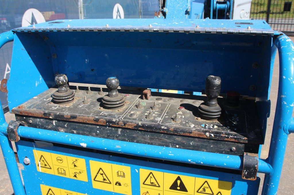 Gelenkteleskoparbeitsbühne Genie Z-51/30J Diesel 17m 2015