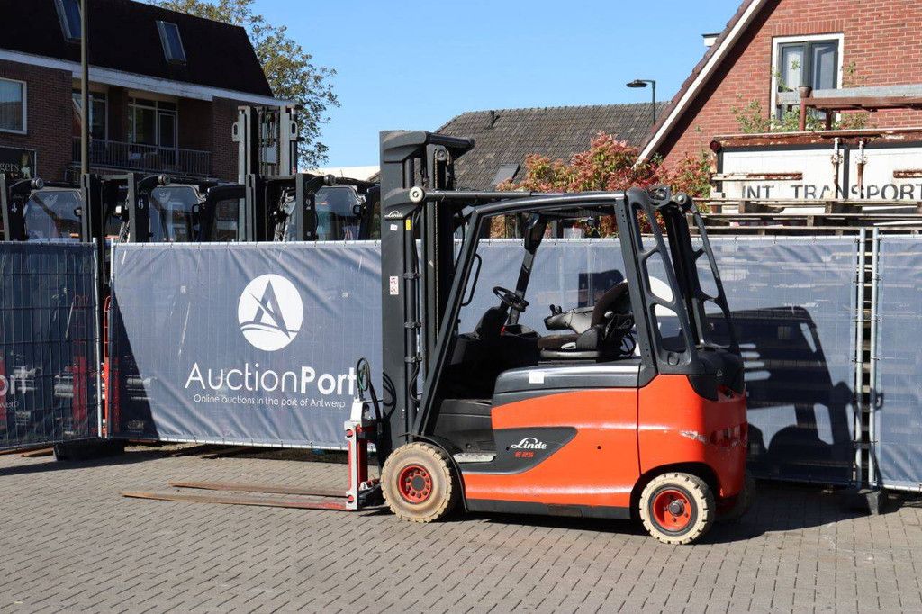 Linde E25HL-01/600 Elektrogabelstapler 2500 kg 4,14 m 2016