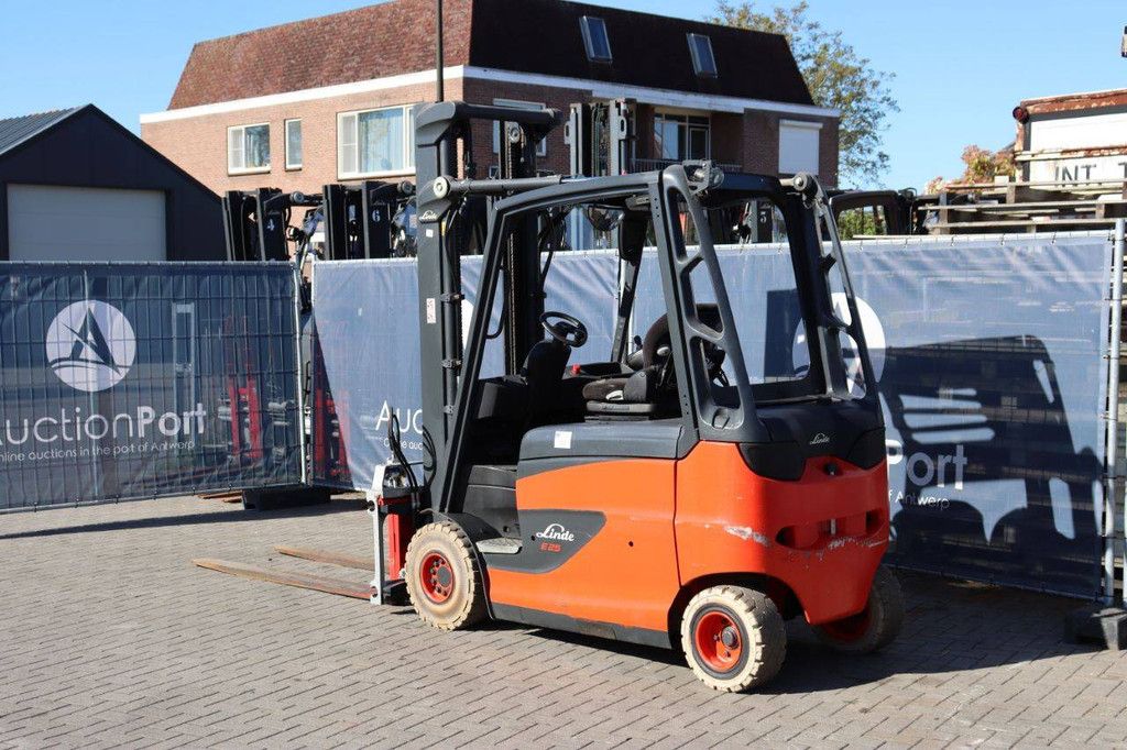 Linde E25HL-01/600 Elektrogabelstapler 2500 kg 4,14 m 2016