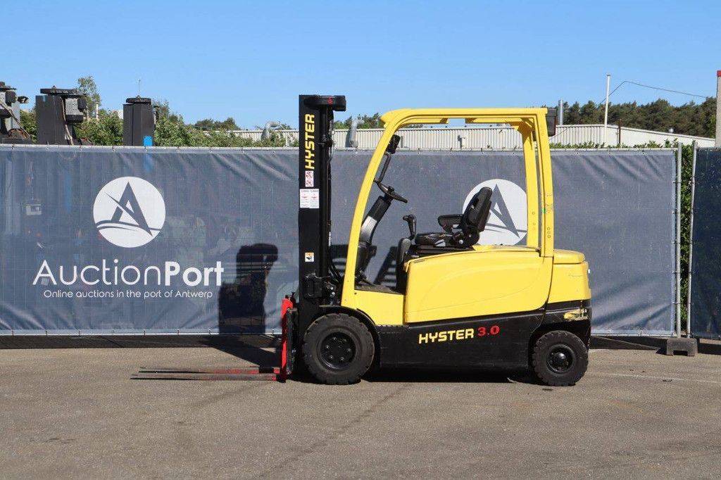 Forklift Hyster J3.0XN-861 Electric 3000kg 4.91m 2010