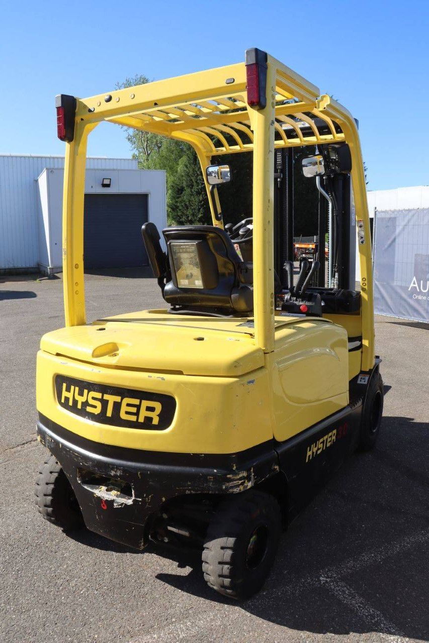 Forklift Hyster J3.0XN-861 Electric 3000kg 4.91m 2010