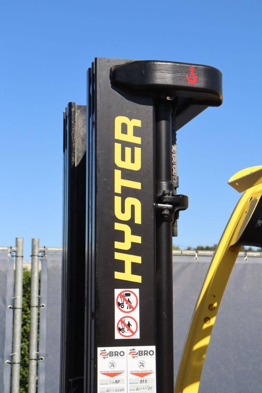 Forklift Hyster J3.0XN-861 Electric 3000kg 4.91m 2010