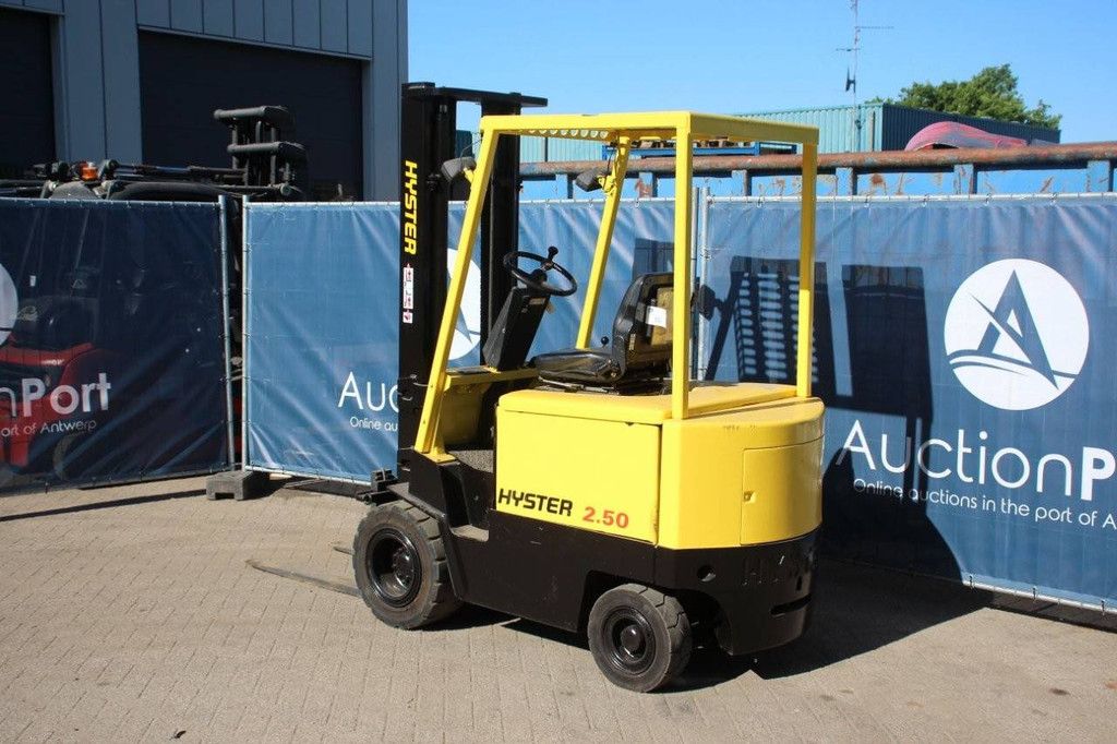 Heftruck Hyster J2.50XL Elektrisch 2500kg 3.8m 1992
