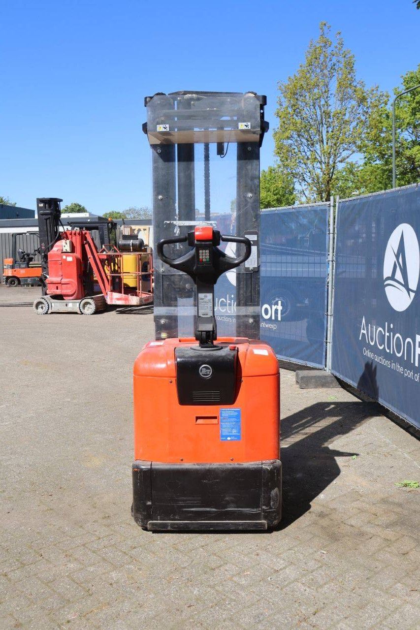 Stacker BT SPE160L Electric 2000kg 5.4m 2012