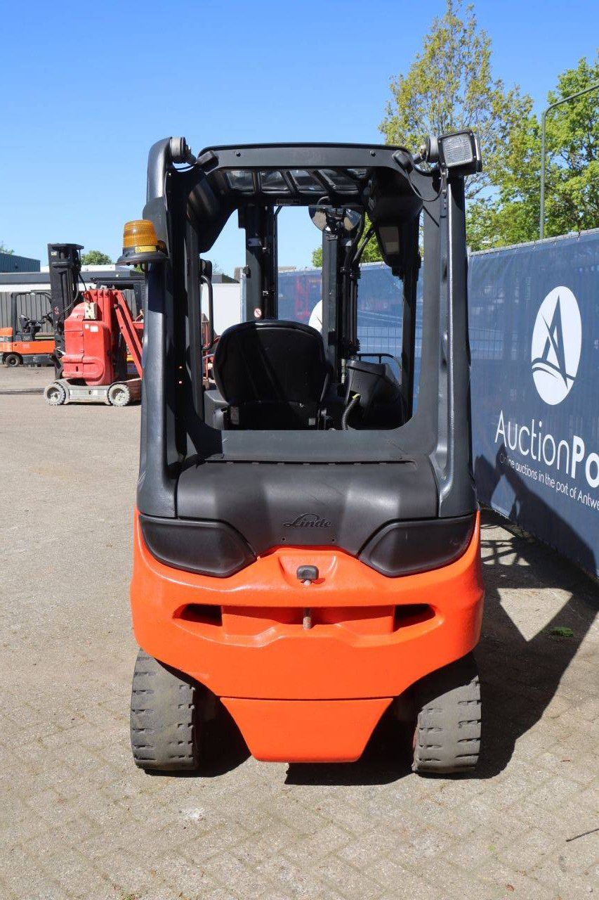 Forklift Linde E30L-01 Electric 3000kg 7m 2012