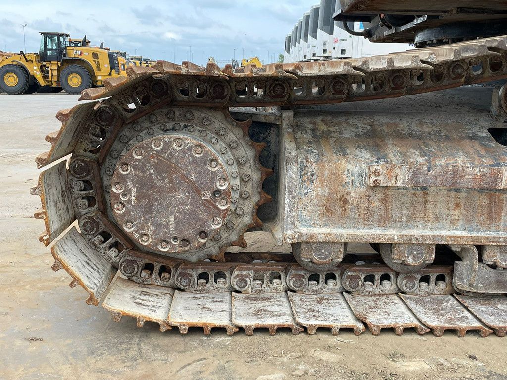 Hitachi ZX300-6