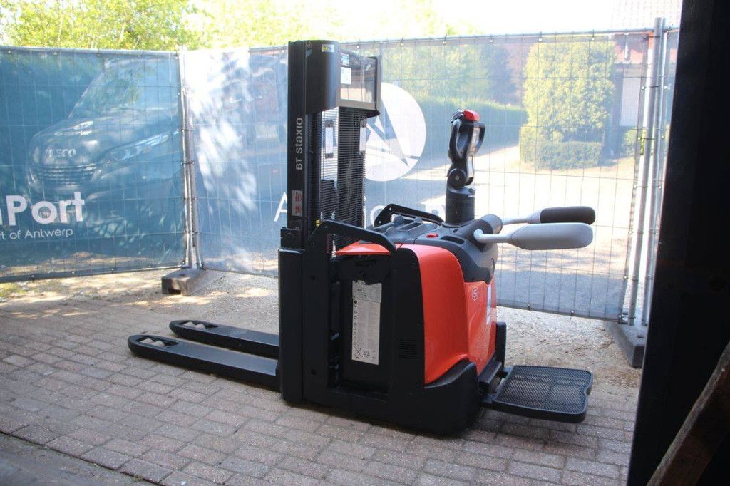 Toyota SPE200D Electric Stacker 2000kg 2.5m 2018