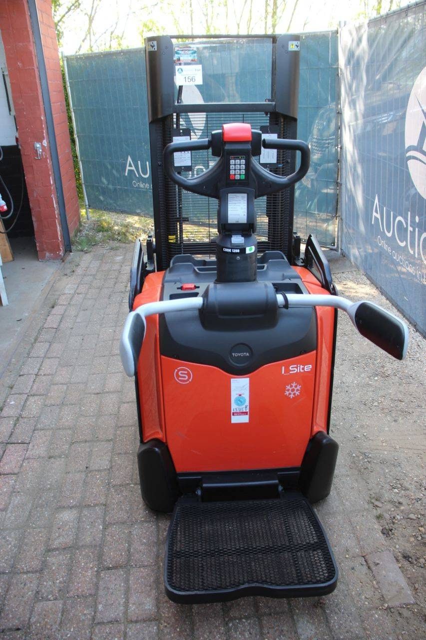 Toyota SPE200D Electric Stacker 2000kg 2.5m 2018