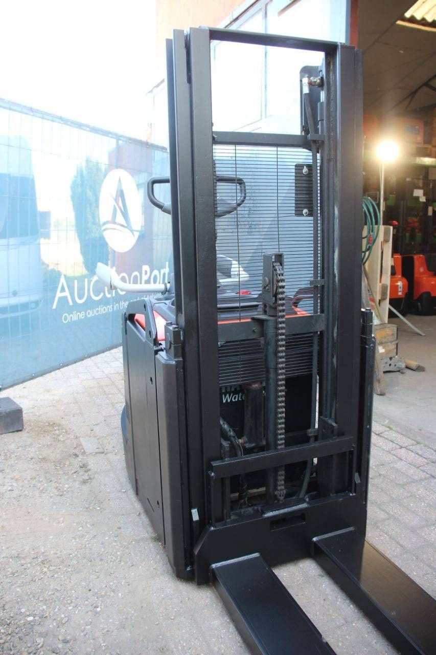 Toyota SPE200D Electric Stacker 2000kg 2.5m 2018