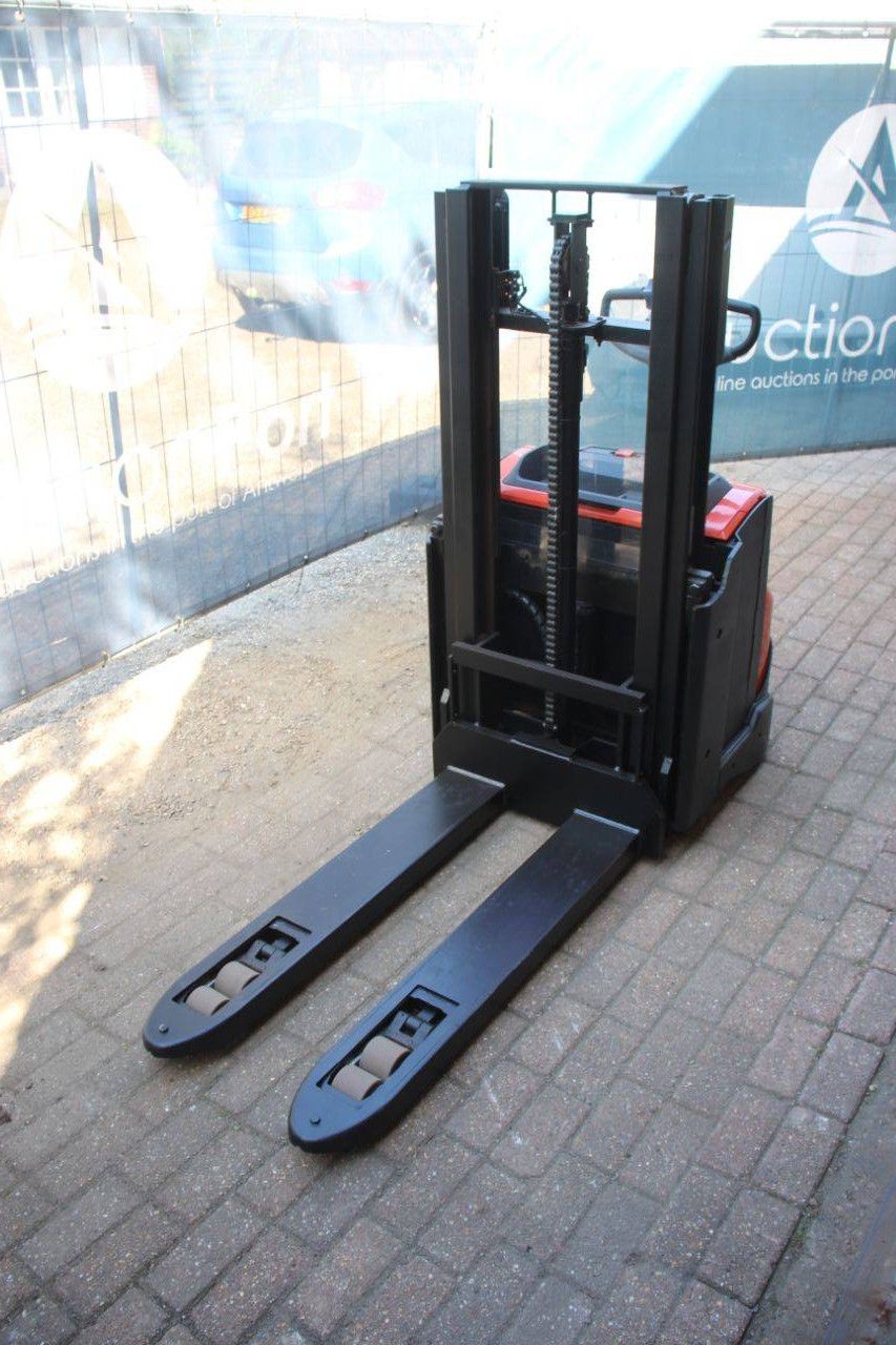 Toyota SWE200D Elektrostapler 2000 kg 2,1 m 2023