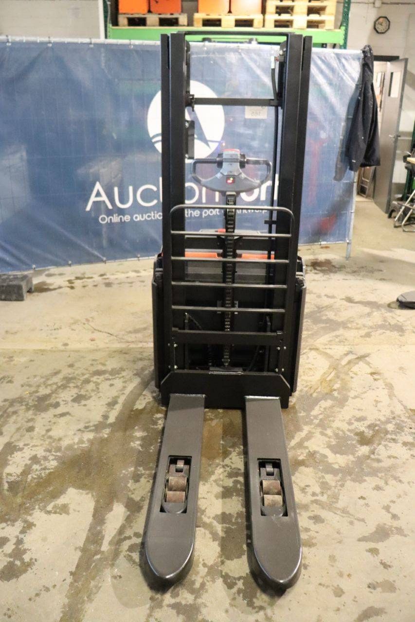 Stapelaar Toyota BT SWE140L Elektrisch 1400kg 2.7m 2014