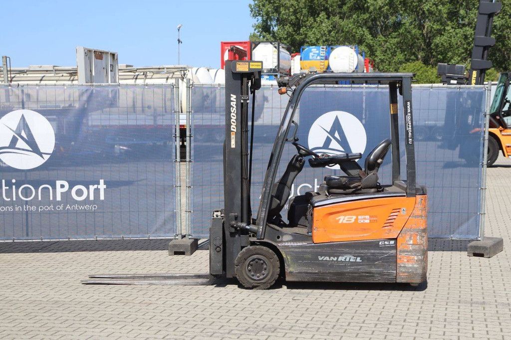 Doosan B18-T7 Electric Forklift 1750kg 4.75m 2015