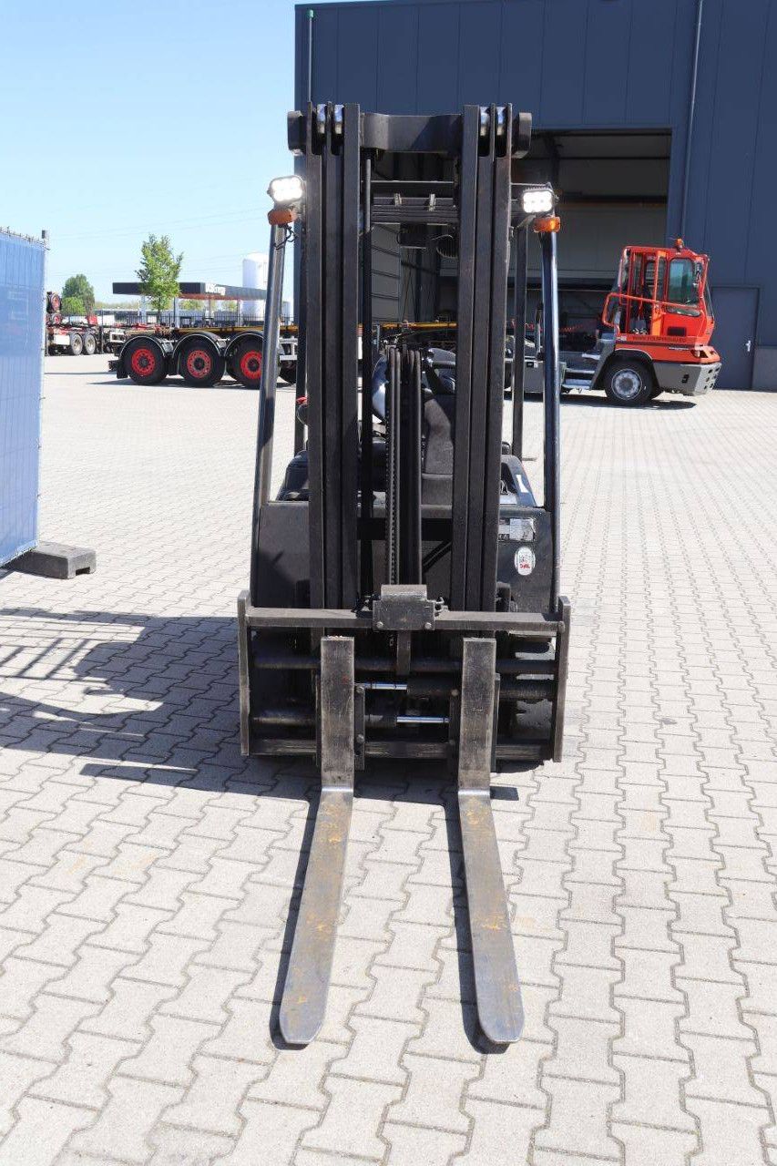 Doosan B18-T7 Electric Forklift 1750kg 4.75m 2015