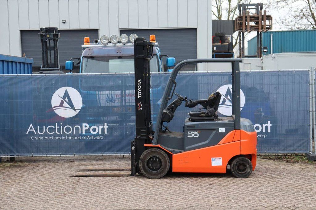 Heftruck Toyota 8FBMKT30 Elektrisch 3000kg 3.7m 2013