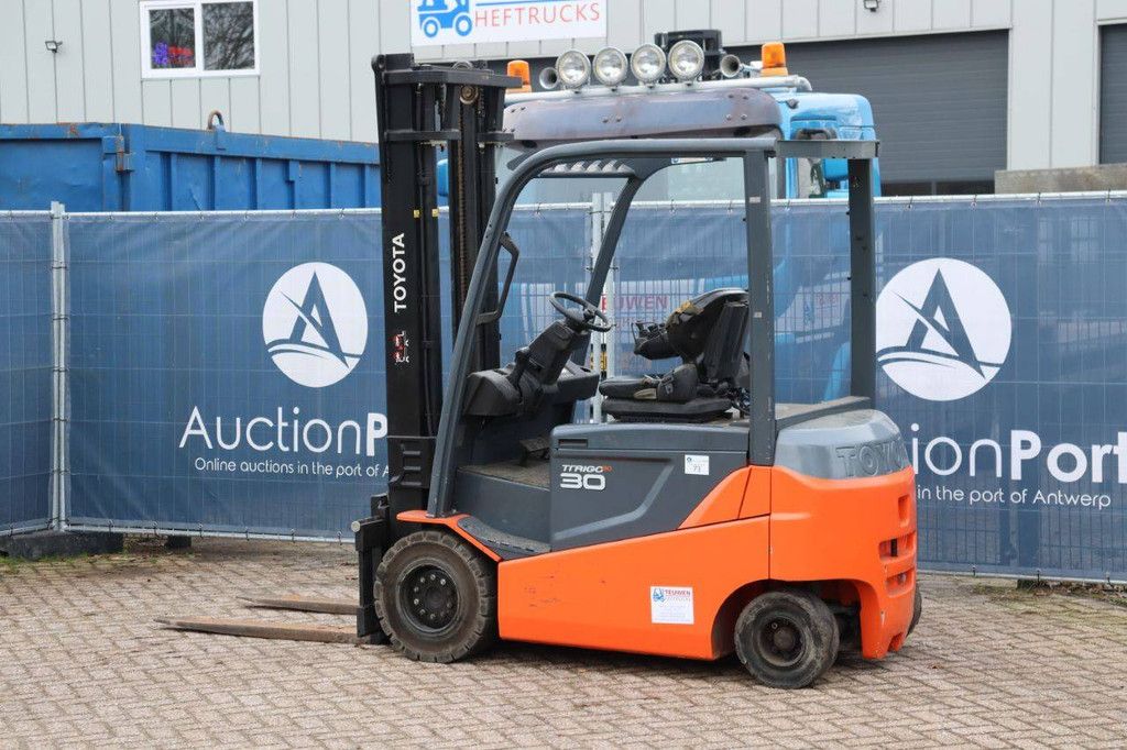 Heftruck Toyota 8FBMKT30 Elektrisch 3000kg 3.7m 2013