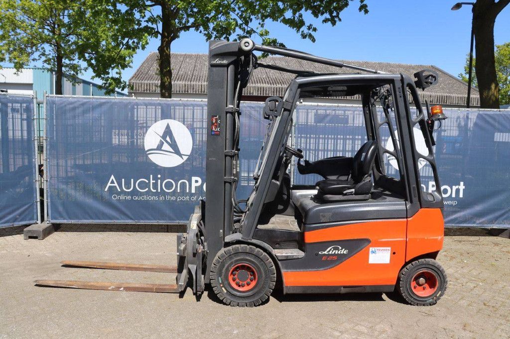 Linde E25-01 Elektrogabelstapler 2500kg 2021