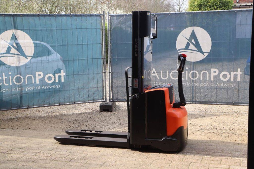 Stacker BT SWE 140L Electric 1400kg 2.65m 2015