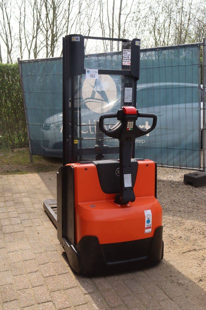 Stacker BT SWE 140L Electric 1400kg 2.65m 2015
