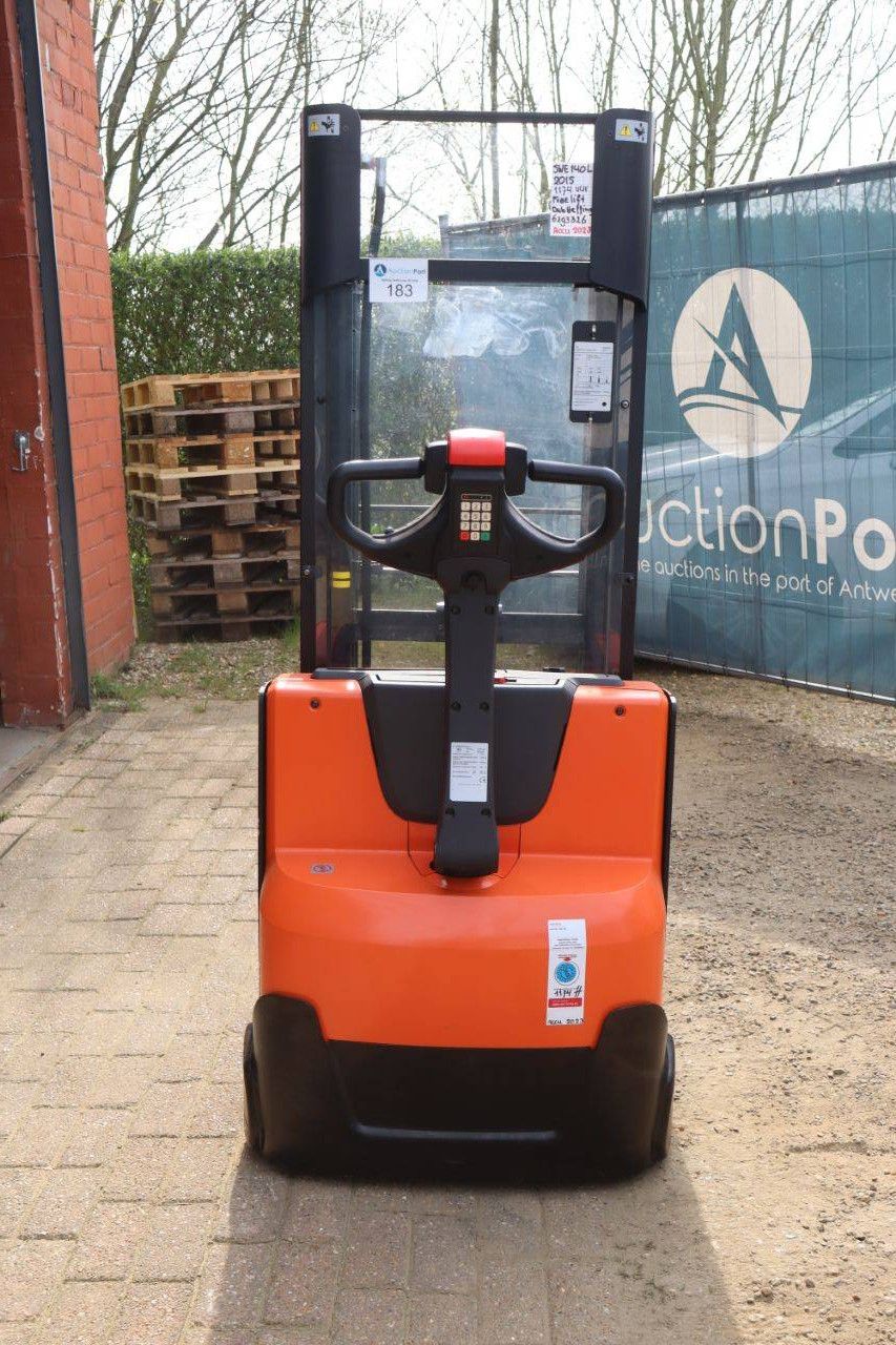 Stacker BT SWE 140L Electric 1400kg 2.65m 2015