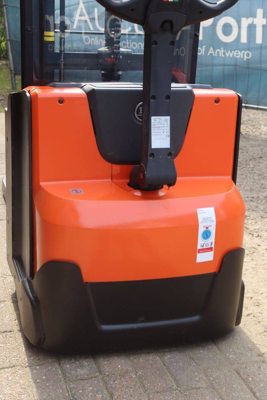 Stapelaar BT SWE140L Elektrisch 1400kg 2.65m 2015