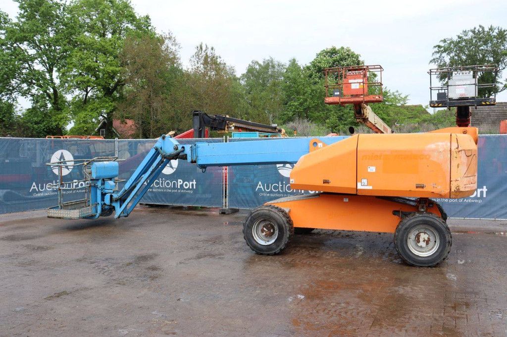 Teleskop-Arbeitsbühne Aichi SP14CJ Diesel 16m 2008