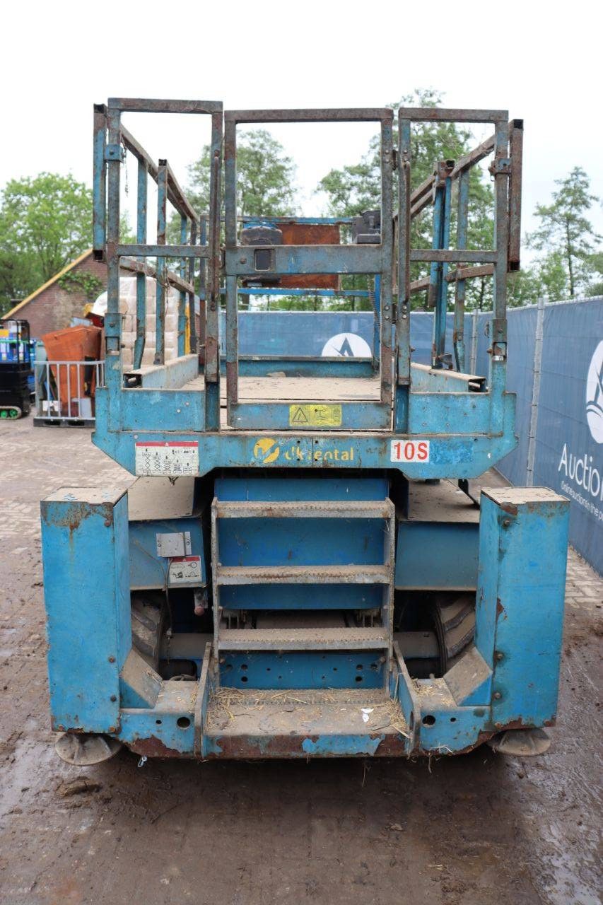 Scherenarbeitsbühne Genie GS-3268 Diesel 11,75 m 2006