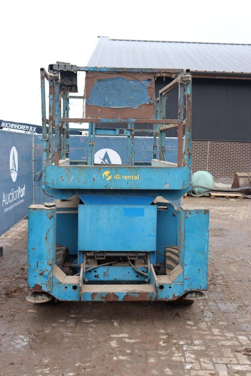 Scherenarbeitsbühne Genie GS-3268 Diesel 11,75 m 2006