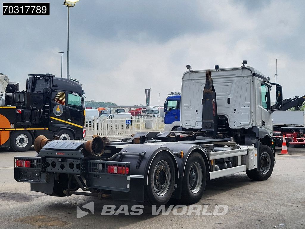 Mercedes Arocs 2530 NGT 6X2 CNG Engine! HIAB 21Z56 containersystem Lift+Steering axle Automatic Euro 6