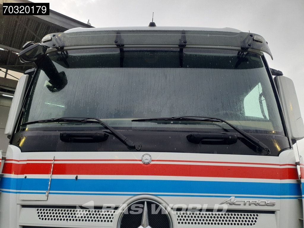 Mercedes Actros 1942 4X2 NL-Truck StreamSpace 2xTanks