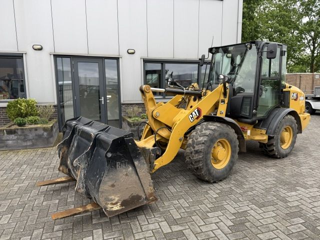 CAT 906m bj2021 1750u A/C 35km/h Wiellader Loader Shovel NWST