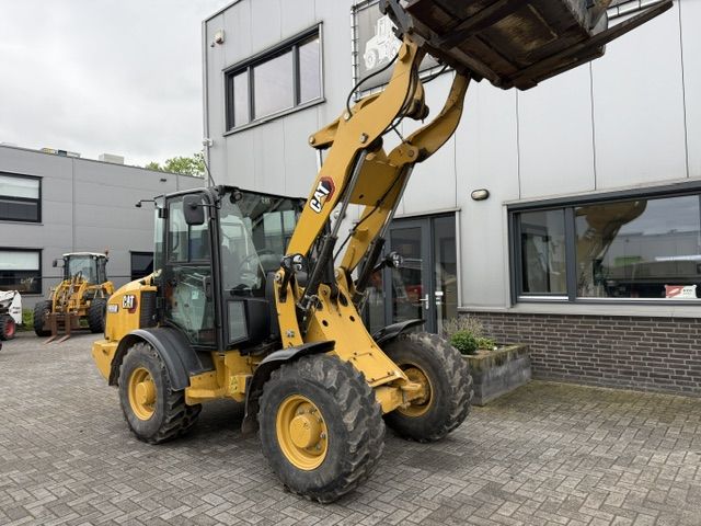 CAT 906m bj2021 1750u A/C 35km/h Wiellader Loader Shovel NWST