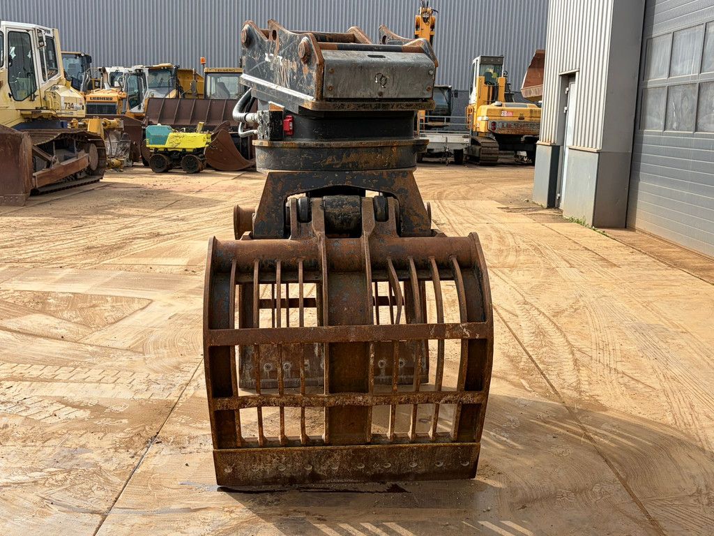 Caterpillar G320B-D
