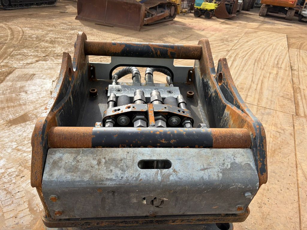 Caterpillar G320B-D