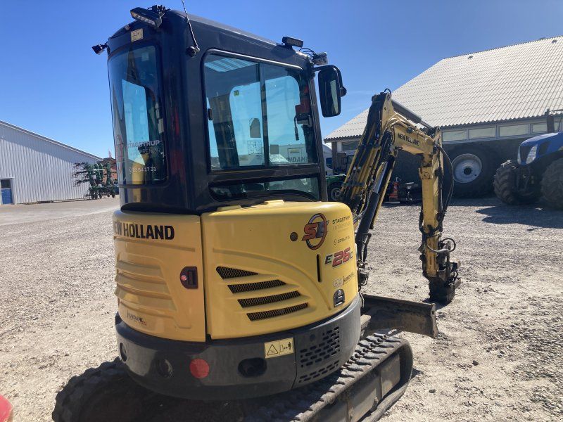 New Holland E26C CAB mini