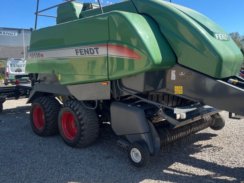 Fendt 12130 N Med ballevogn