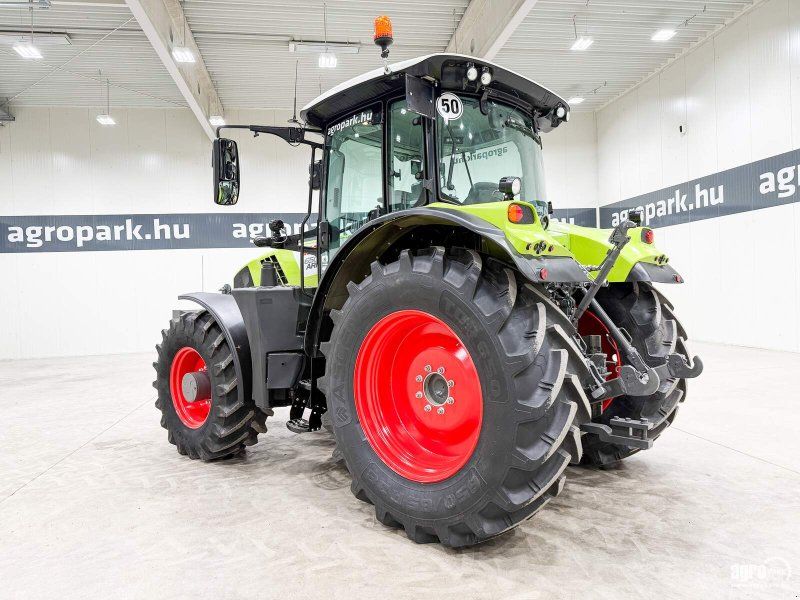 Claas Arion 650