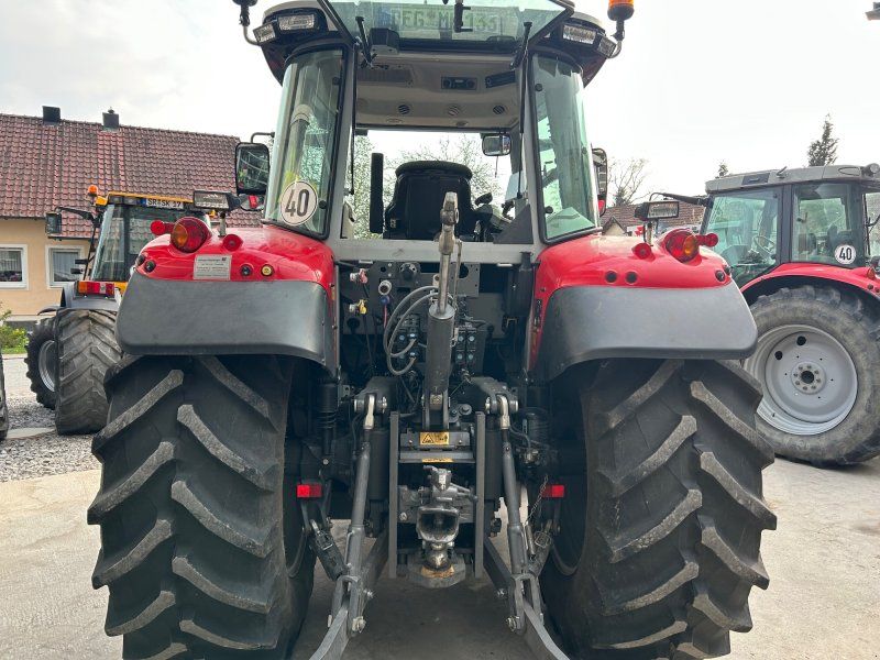 Massey Ferguson 5S.135