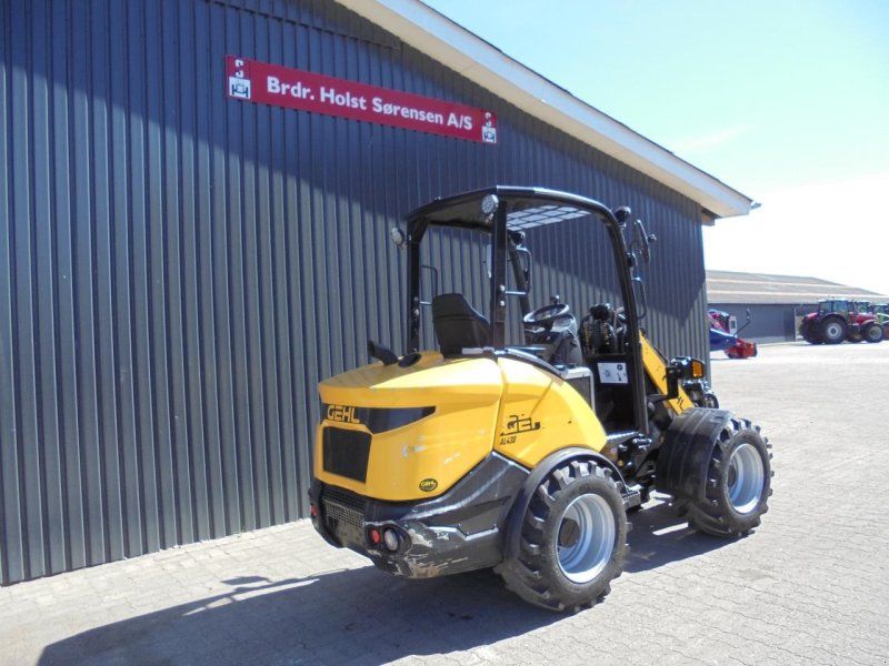 Gehl 430