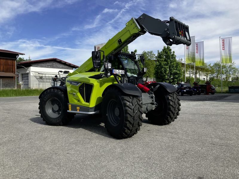 Claas SCORPION 742 VARIPOWER