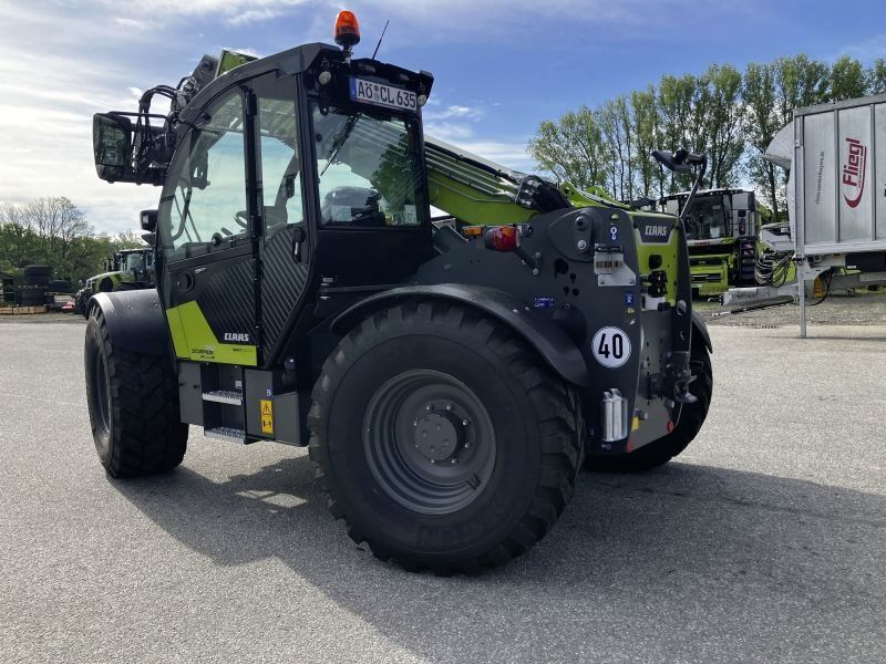 Claas SCORPION 742 VARIPOWER