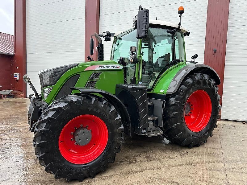 Fendt 724 S4 Profi Plus