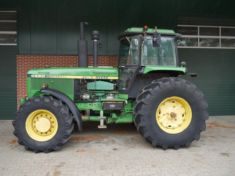 John Deere 4650