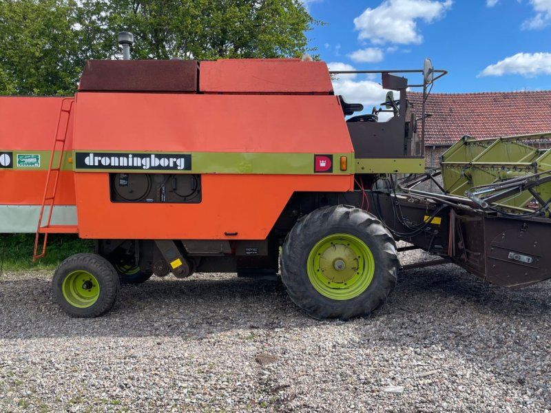 D 3000