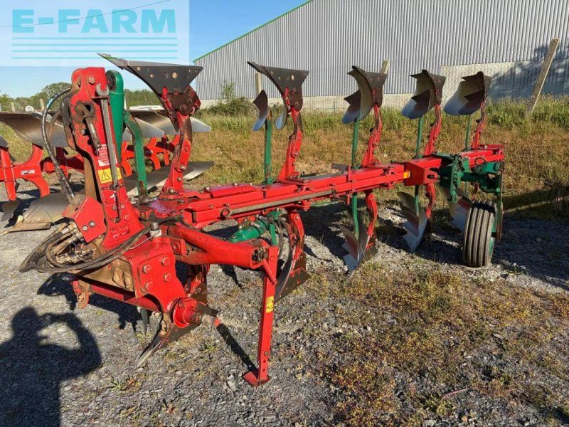 Kverneland charrue ls95 .