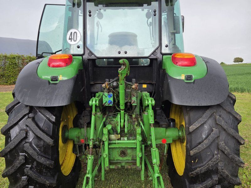 John Deere 6105RC