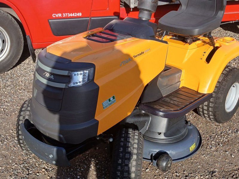 Stiga Tornado 3098 H